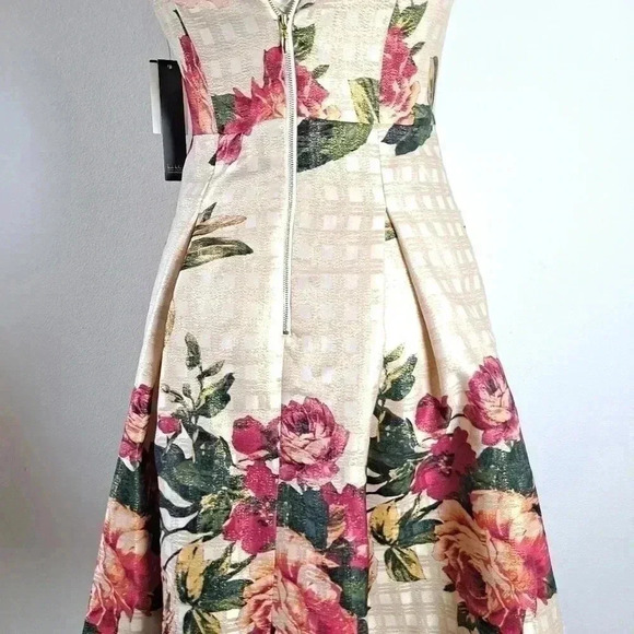 Nicole Miller New York Dress NWT Size 2 - Picture 5 of 9